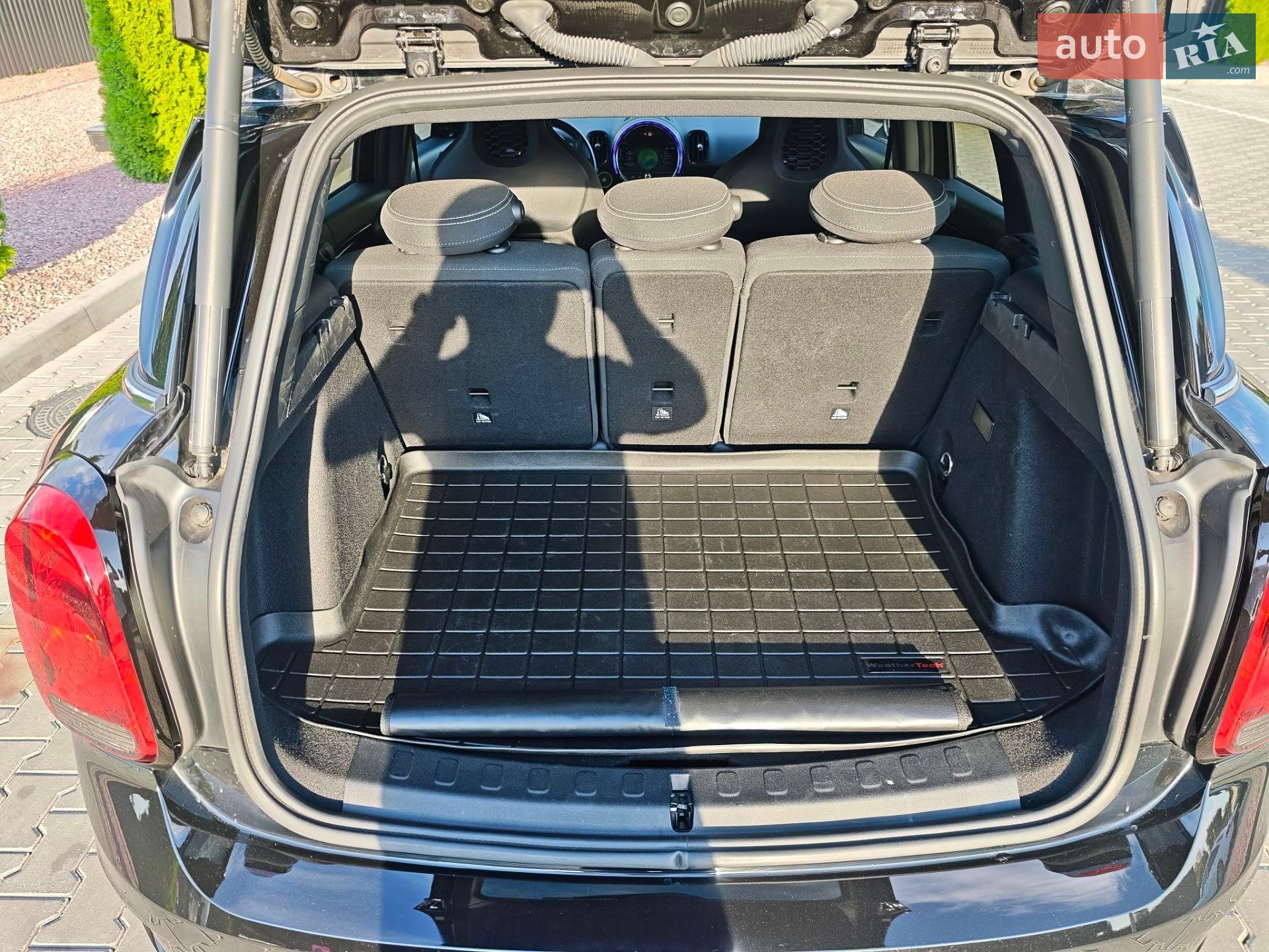 Mini Countryman 2018 VIN WMZYU7C59K3F93949 фото оголошення 40 з 45