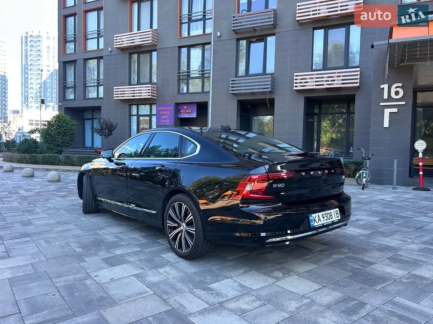 Volvo S90 2022 VIN LVYPSL1V1PP117858 фото оголошення 3 з 17