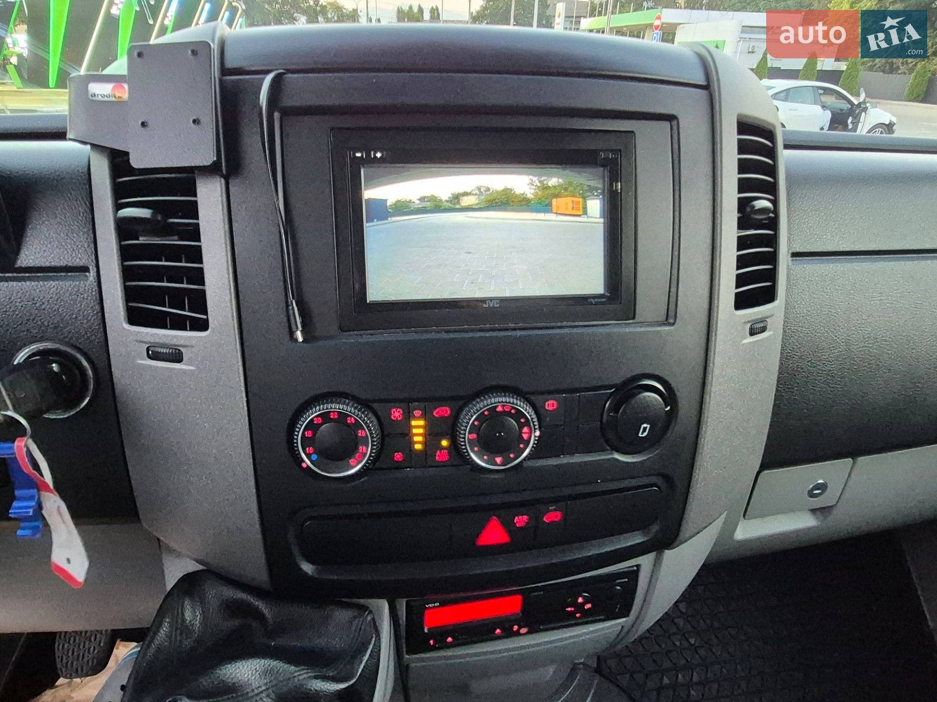 Volkswagen Crafter 2011 VIN WV1ZZZ2FZB7005808 фото оголошення 28 з 96