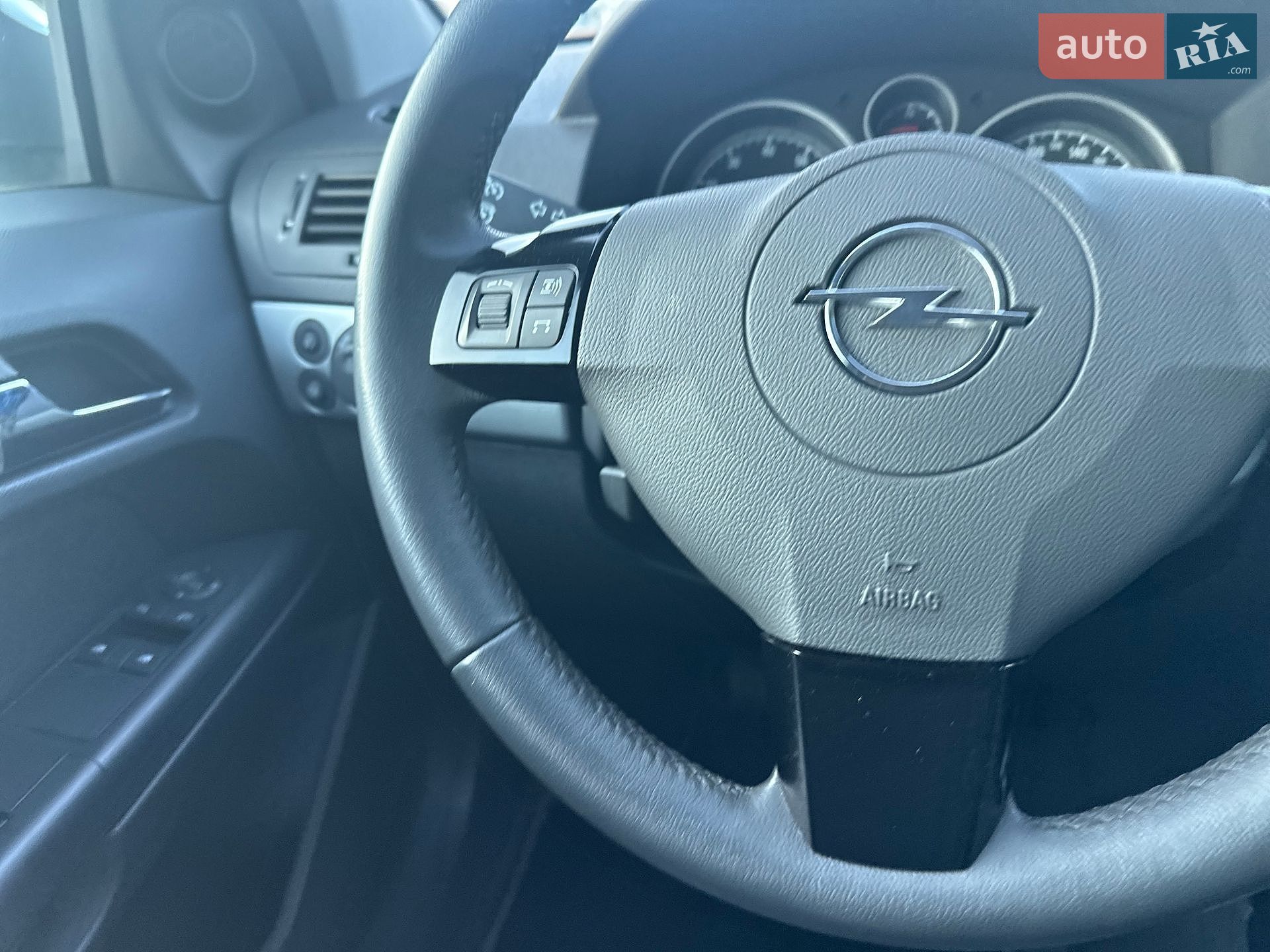Opel Astra 2010 VIN W0L0AHL35A2127083 фото оголошення 39 з 53