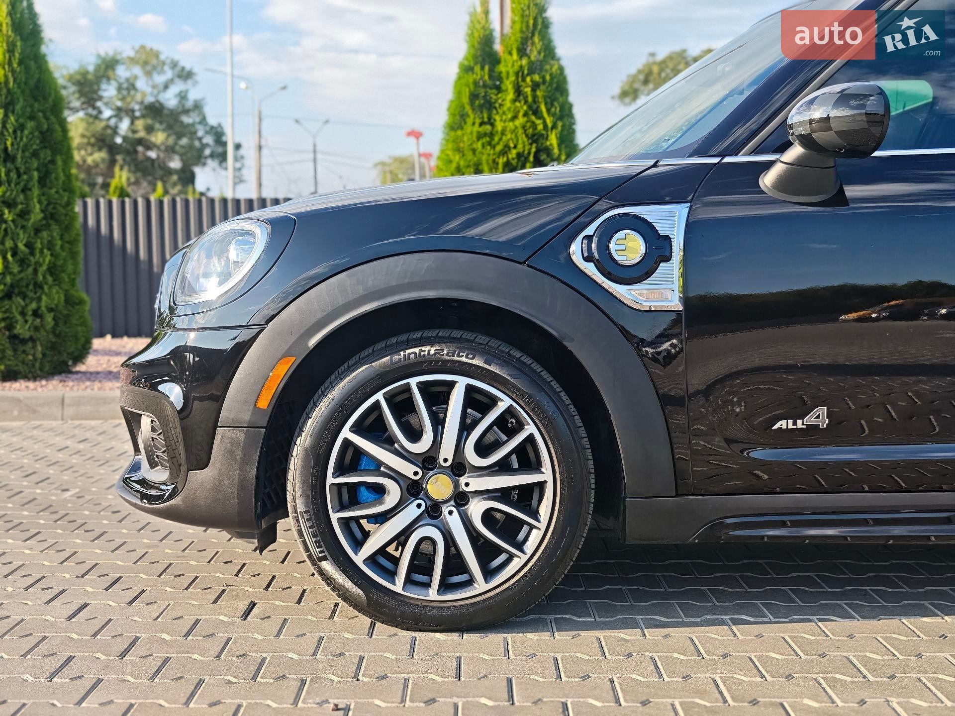 Mini Countryman 2018 VIN WMZYU7C59K3F93949 фото оголошення 5 з 45