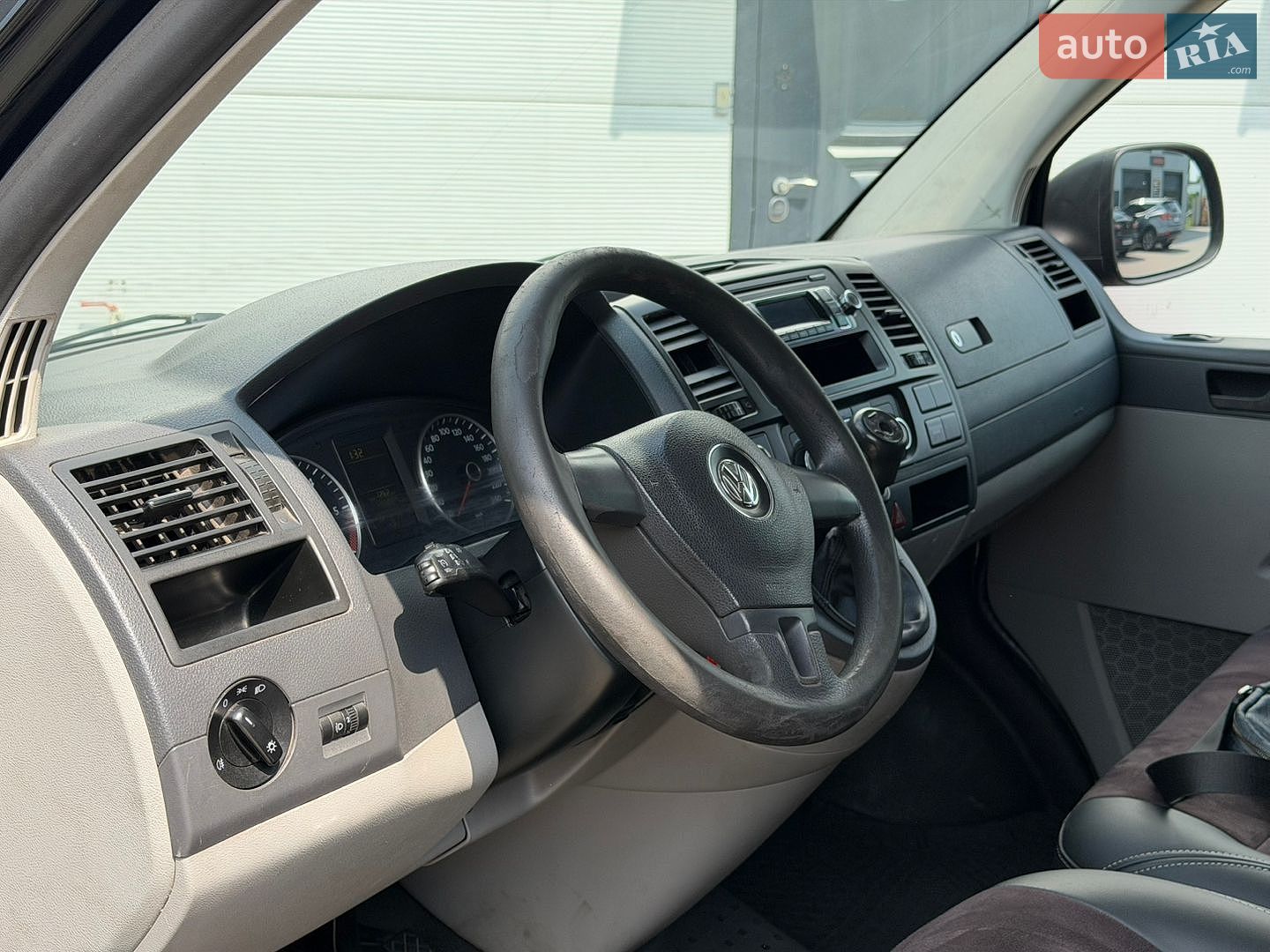 Volkswagen Transporter 2013 VIN WV1ZZZ7HZDH079870 фото оголошення 9 з 26