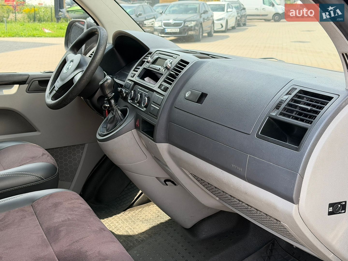 Volkswagen Transporter 2013 VIN WV1ZZZ7HZDH079870 фото оголошення 17 з 26