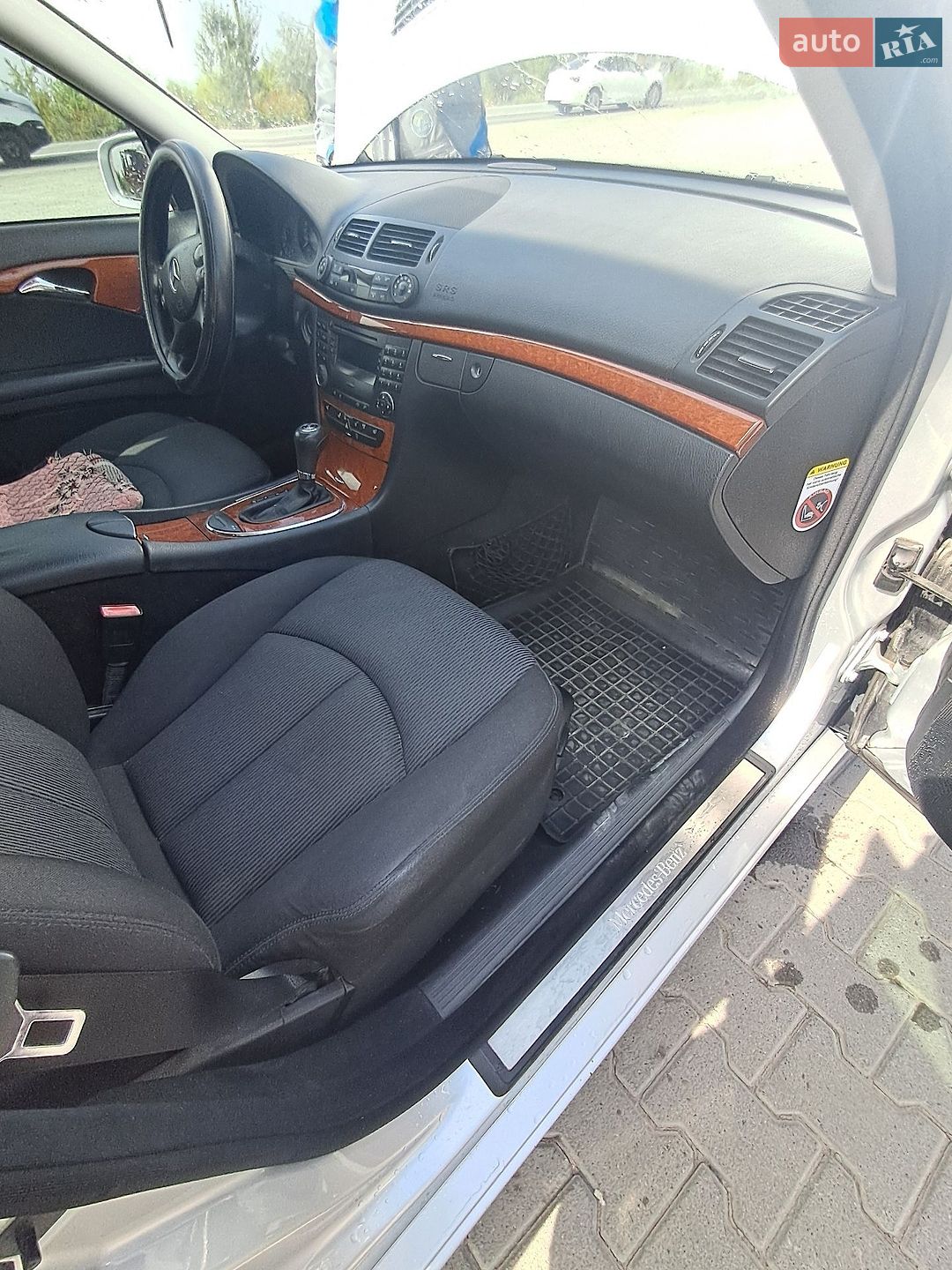 Mercedes-Benz E-Class 2007 VIN WDB2110411B270037 фото оголошення 32 з 43