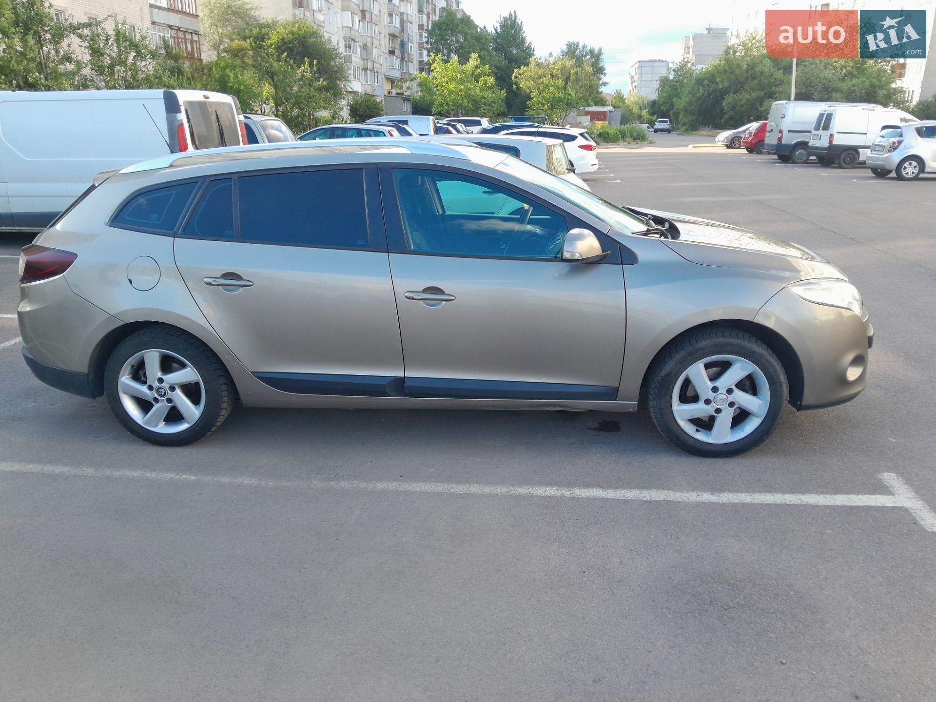 Renault Megane 2010 VIN VF1KZ1G0644675198 фото оголошення 7 з 15