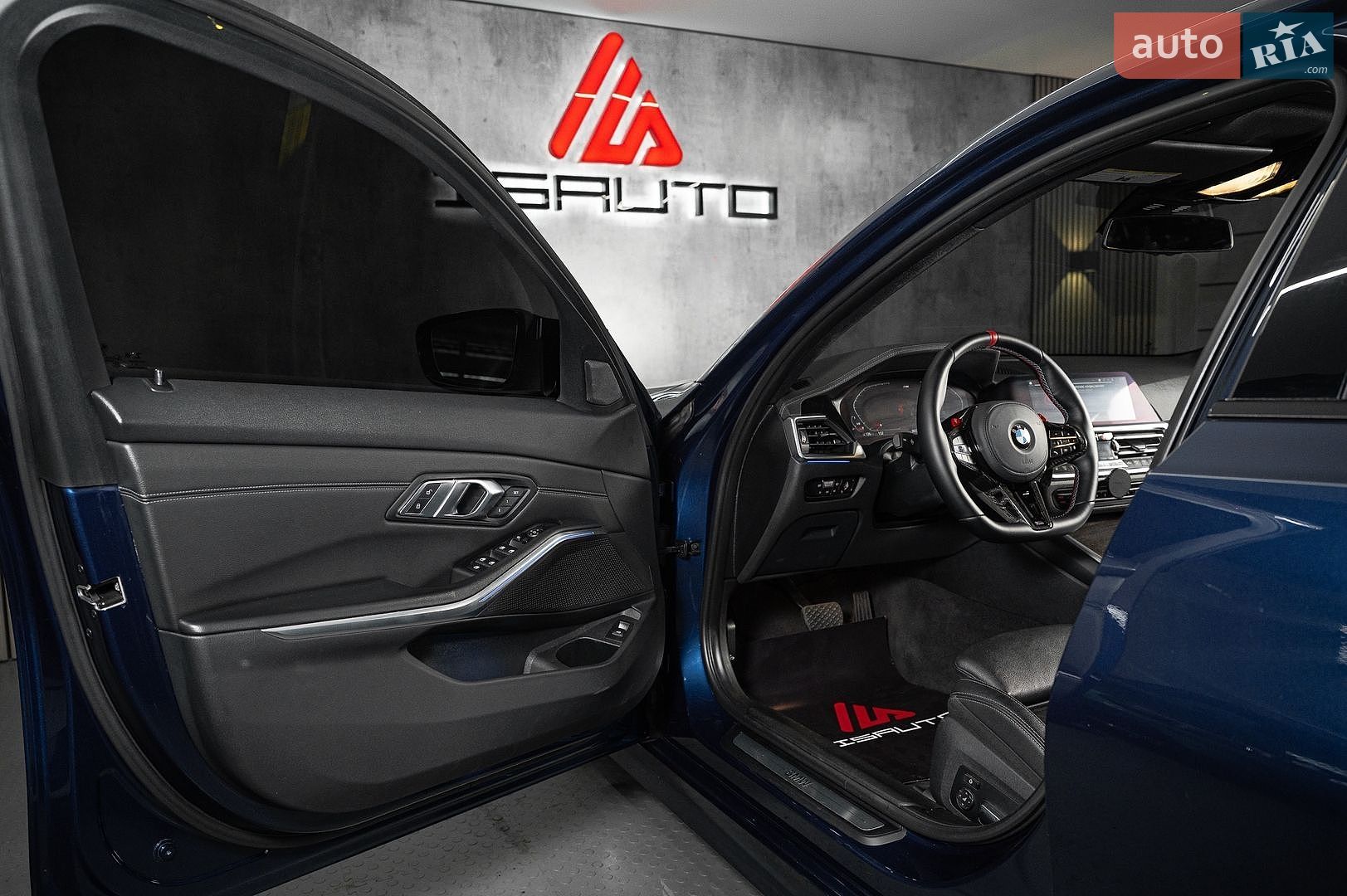 BMW 3 Series 2019 VIN WBA5R1C55KAK11116 фото оголошення 19 з 31