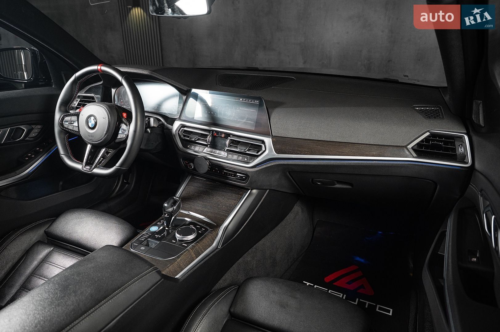 BMW 3 Series 2019 VIN WBA5R1C55KAK11116 фото оголошення 24 з 31