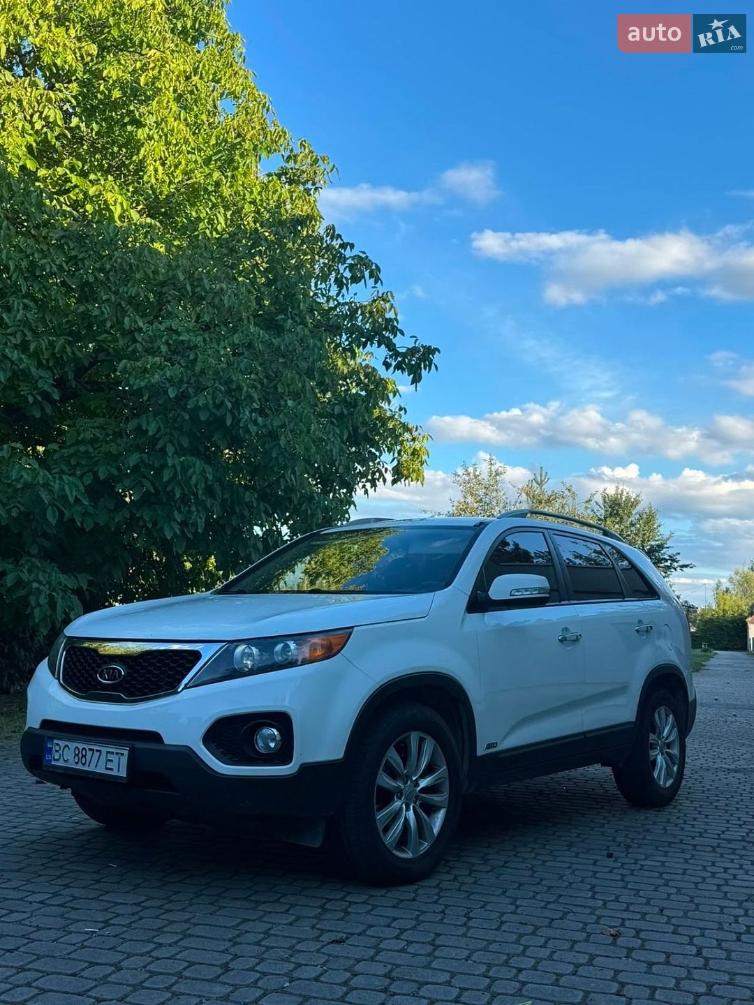 Kia Sorento 2010 VIN KNAKU814CB5130150 фото оголошення 3 з 8