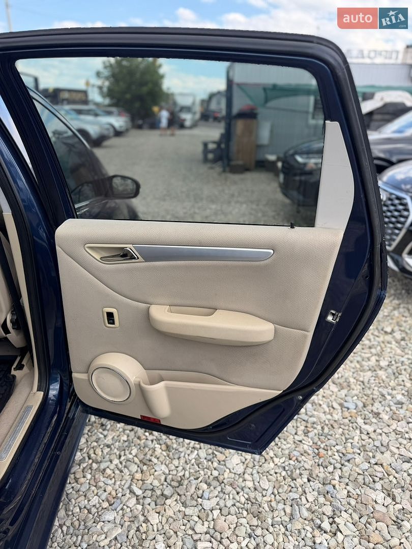 Mercedes-Benz B-Class 2007 VIN WDD2452331J204242 фото оголошення 34 з 41