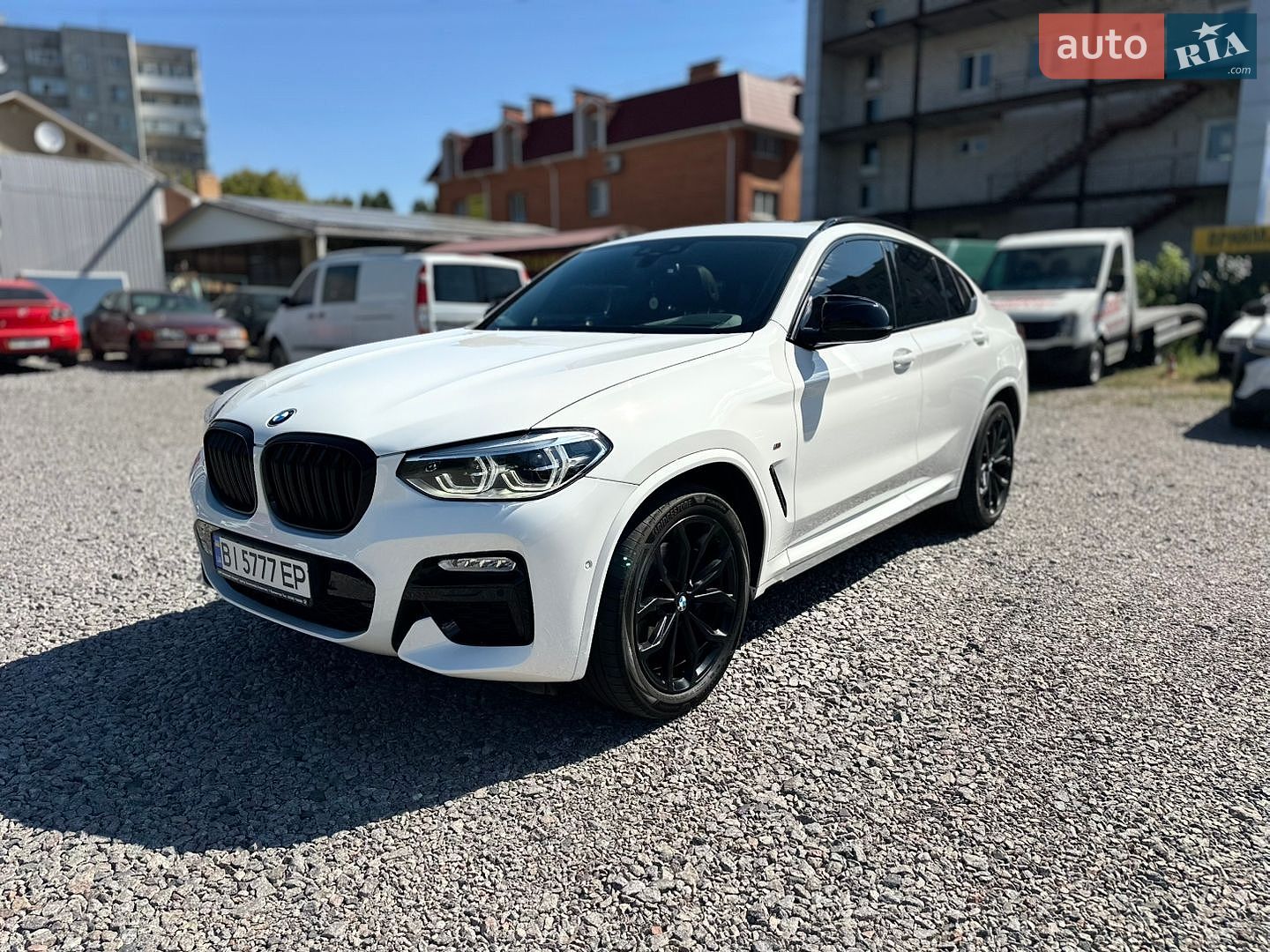 BMW X4 2018 VIN WBAVJ71010LH70765 фото оголошення 2 з 21