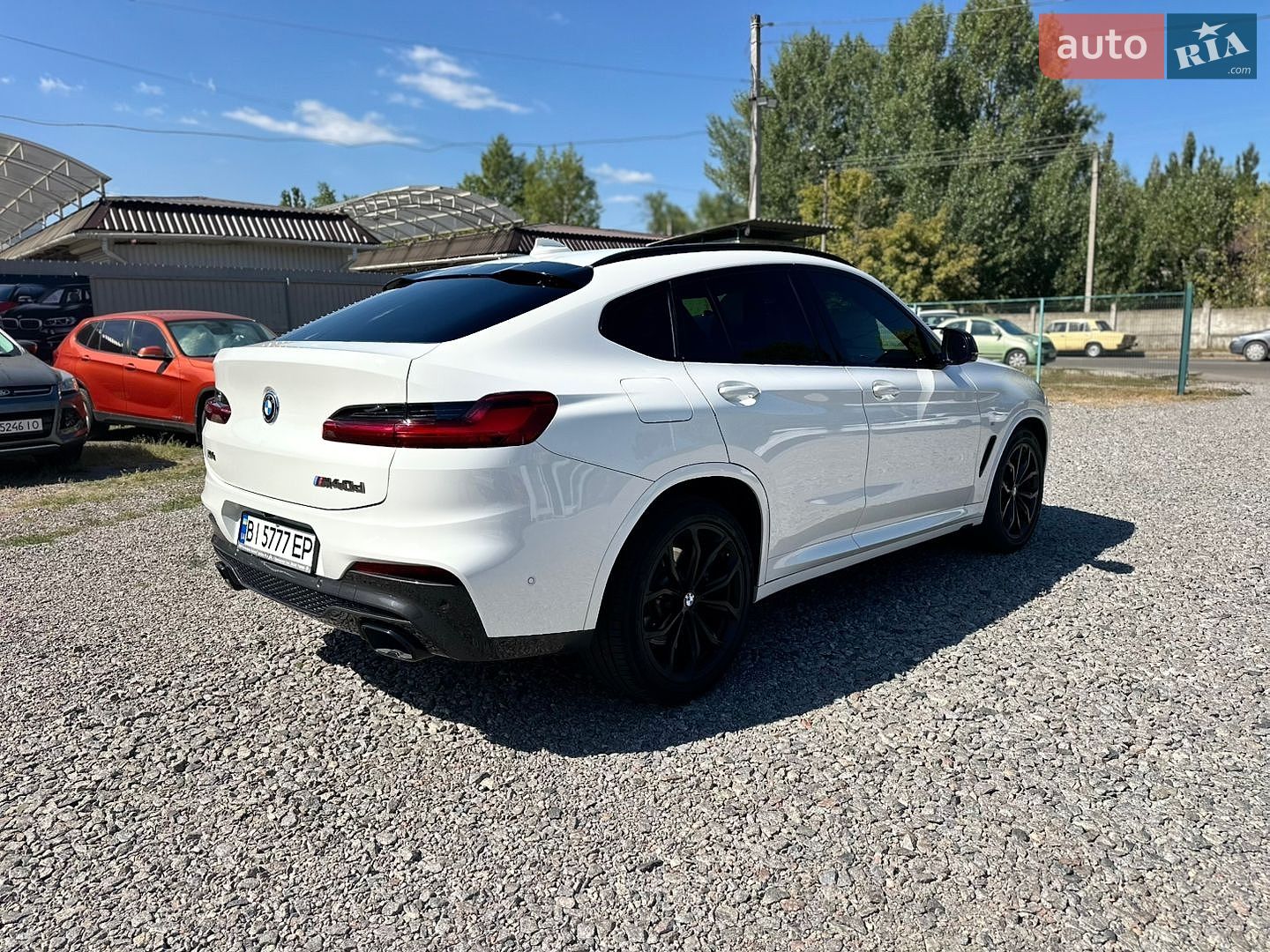 BMW X4 2018 VIN WBAVJ71010LH70765 фото оголошення 10 з 21
