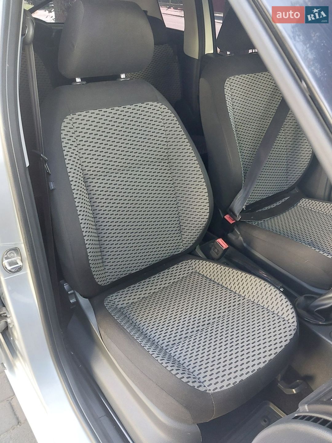 Skoda Roomster 2010 VIN TMBNJ25J5B5020654 фото оголошення 10 з 51
