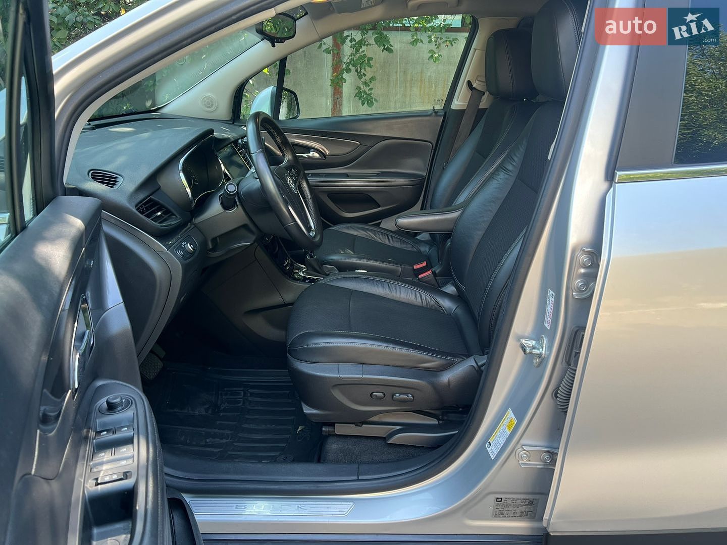 Buick Encore 2017 VIN KL4CJASB1HB109379 фото оголошення 8 з 17