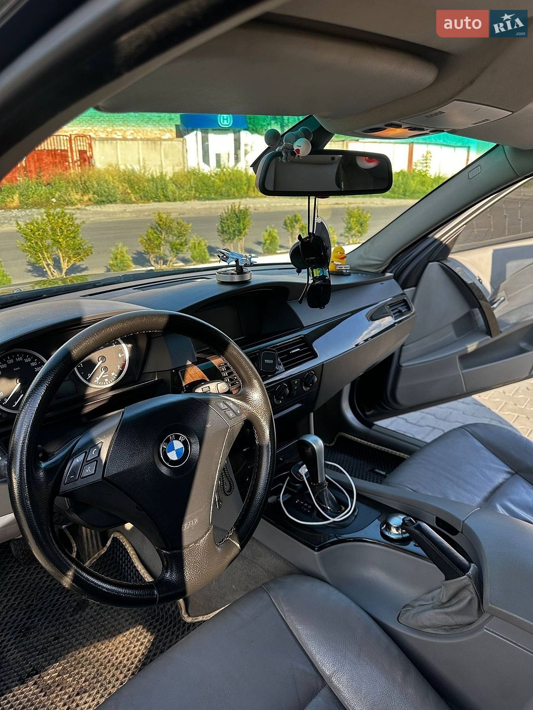 BMW 5 Series 2005 VIN WBANE31050B948810 фото оголошення 13 з 19