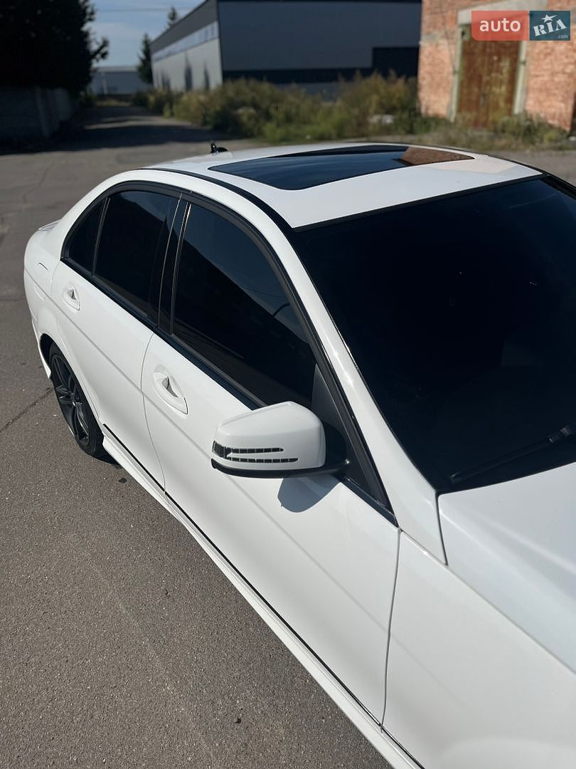 Mercedes-Benz C-Class 2013 VIN WDDGF4HB6DR289600 фото оголошення 5 з 23