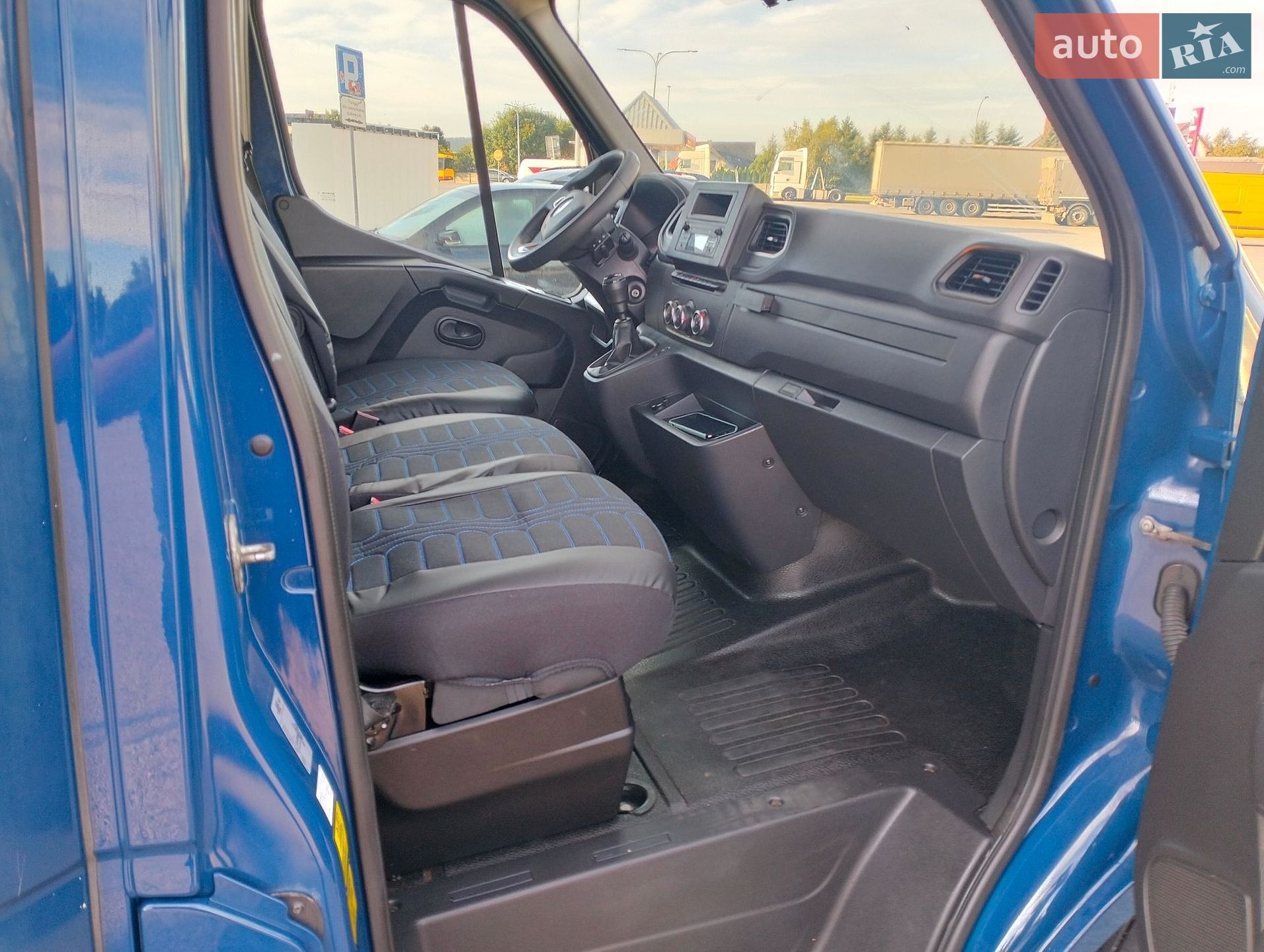 Renault Master 2023 VIN VF1VB000969977348 фото оголошення 2 з 11