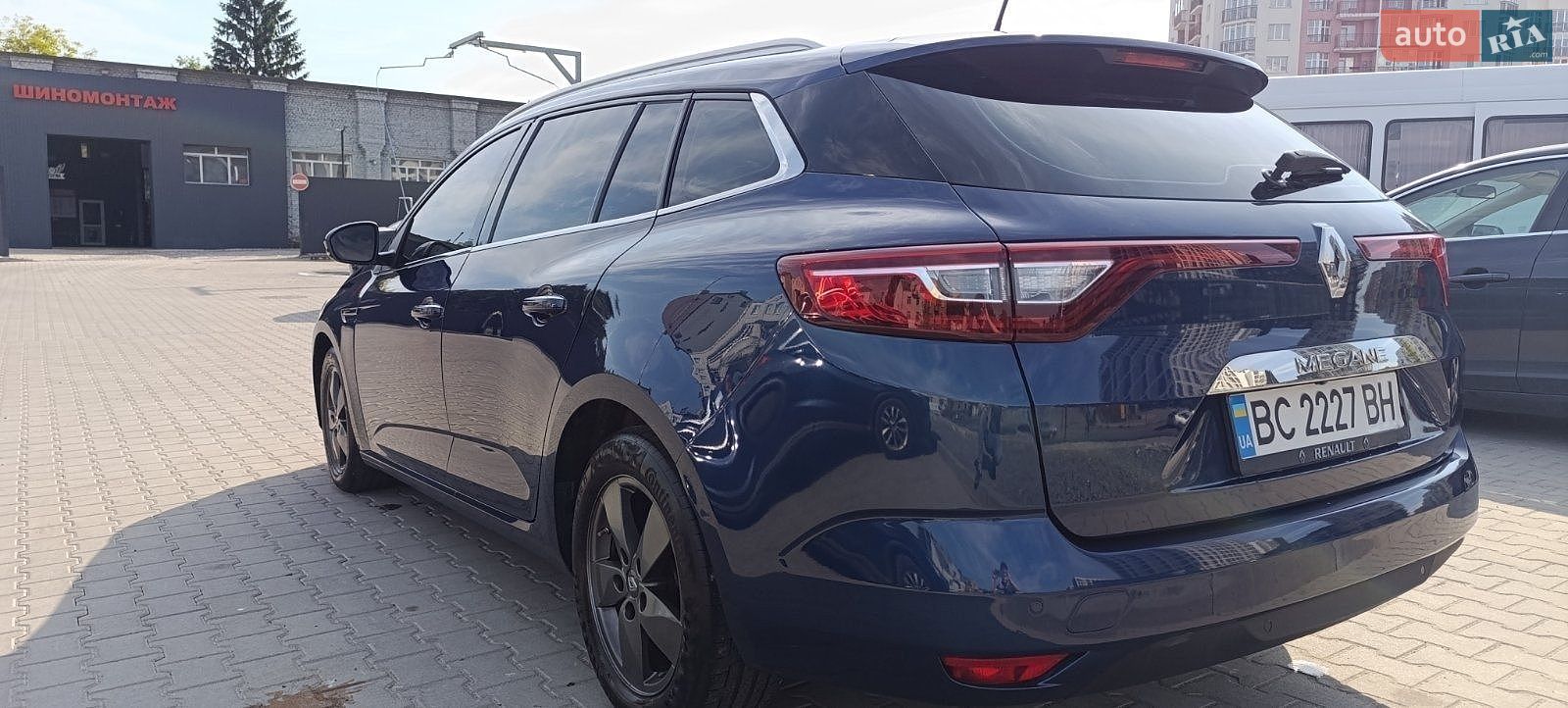 Renault Megane 2018 VIN VF1RFB00261003677 фото оголошення 5 з 17