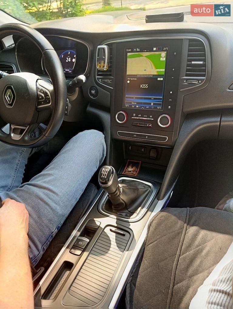 Renault Megane 2018 VIN VF1RFB00261003677 фото оголошення 10 з 17