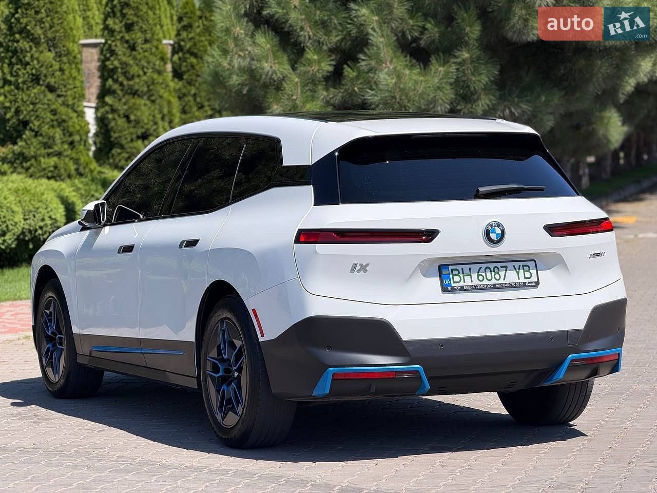 BMW IX 2024 VIN WB523CF02RCS04556 фото оголошення 16 з 52