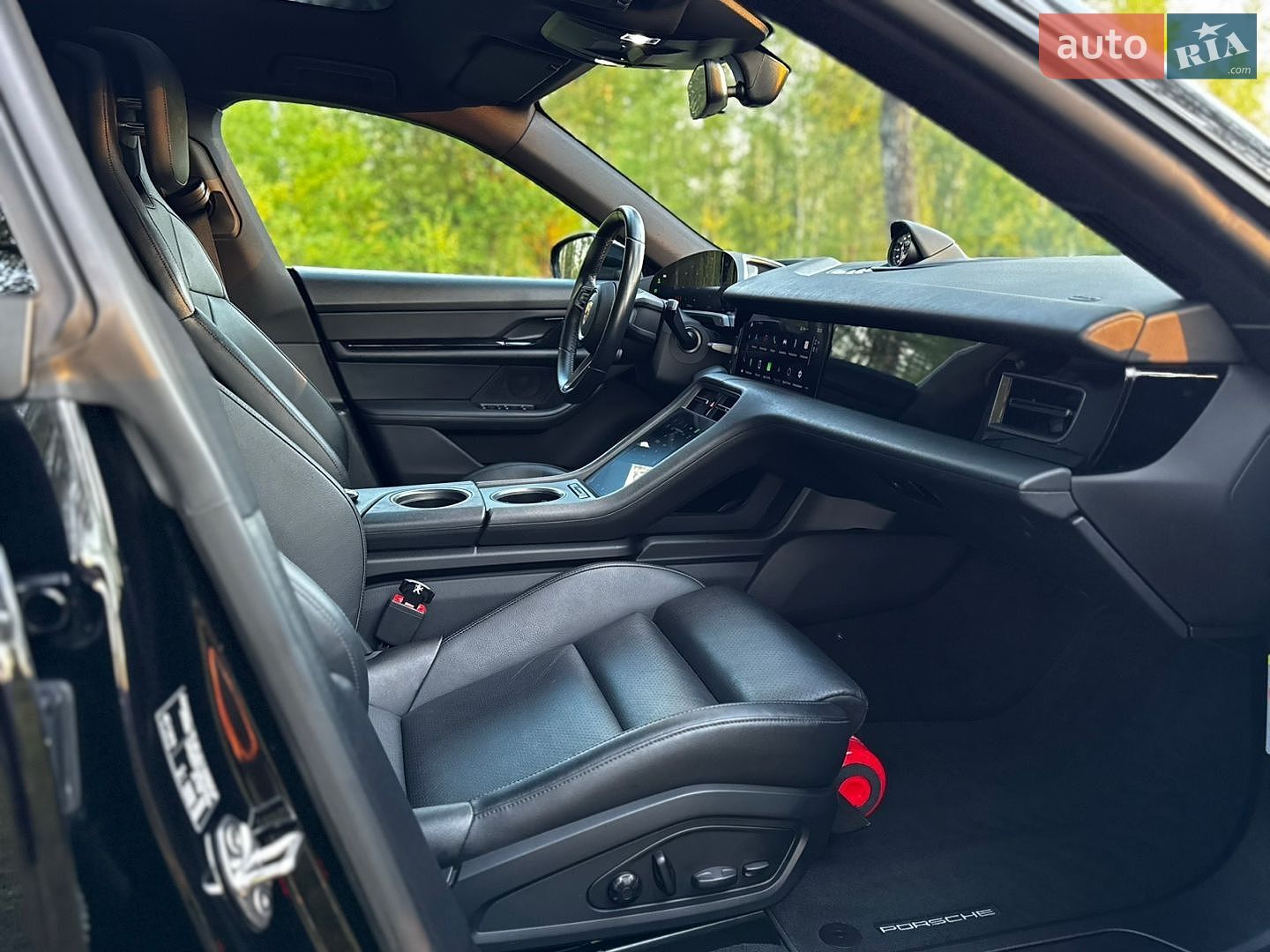 Porsche Taycan 2022 VIN WP0ZZZY10PSA69335 фото оголошення 4 з 78