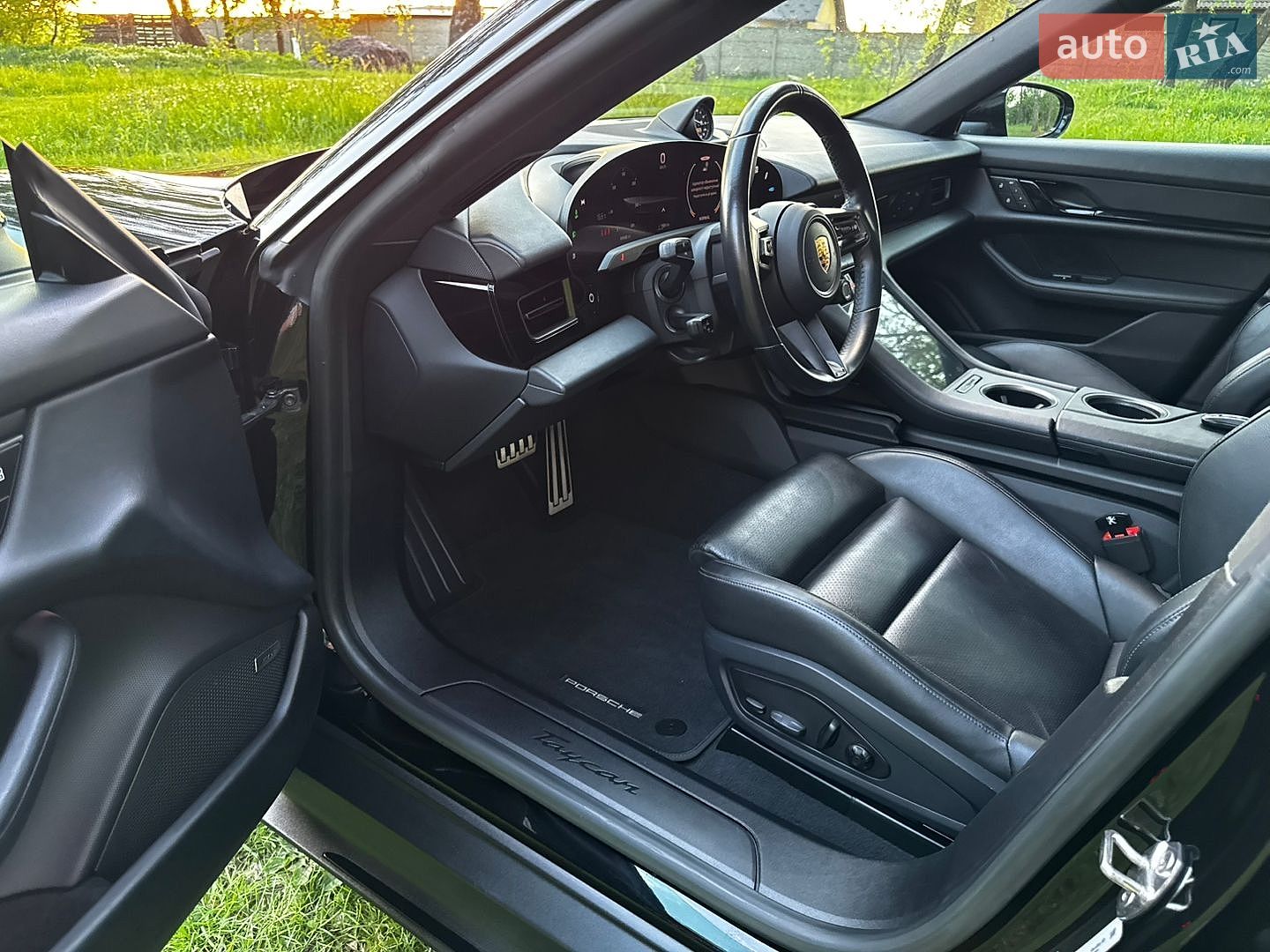 Porsche Taycan 2022 VIN WP0ZZZY10PSA69335 фото оголошення 14 з 78
