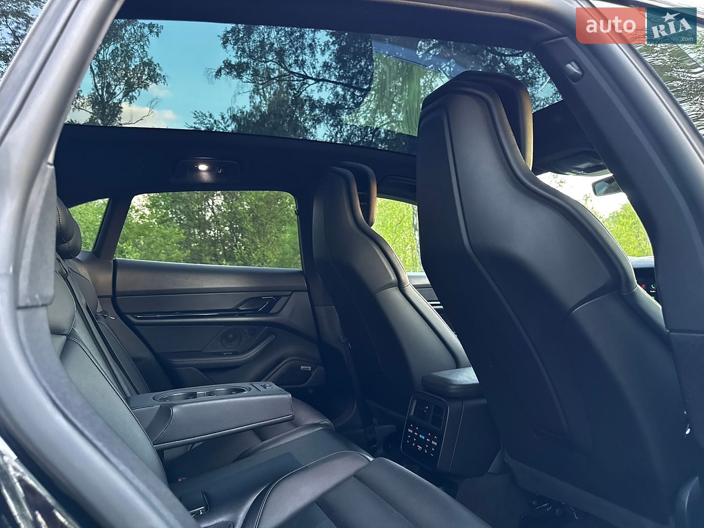 Porsche Taycan 2022 VIN WP0ZZZY10PSA69335 фото оголошення 23 з 78