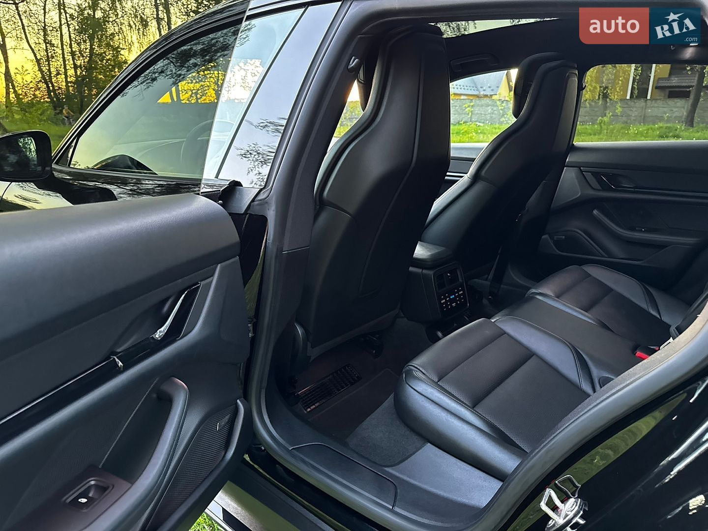 Porsche Taycan 2022 VIN WP0ZZZY10PSA69335 фото оголошення 21 з 78