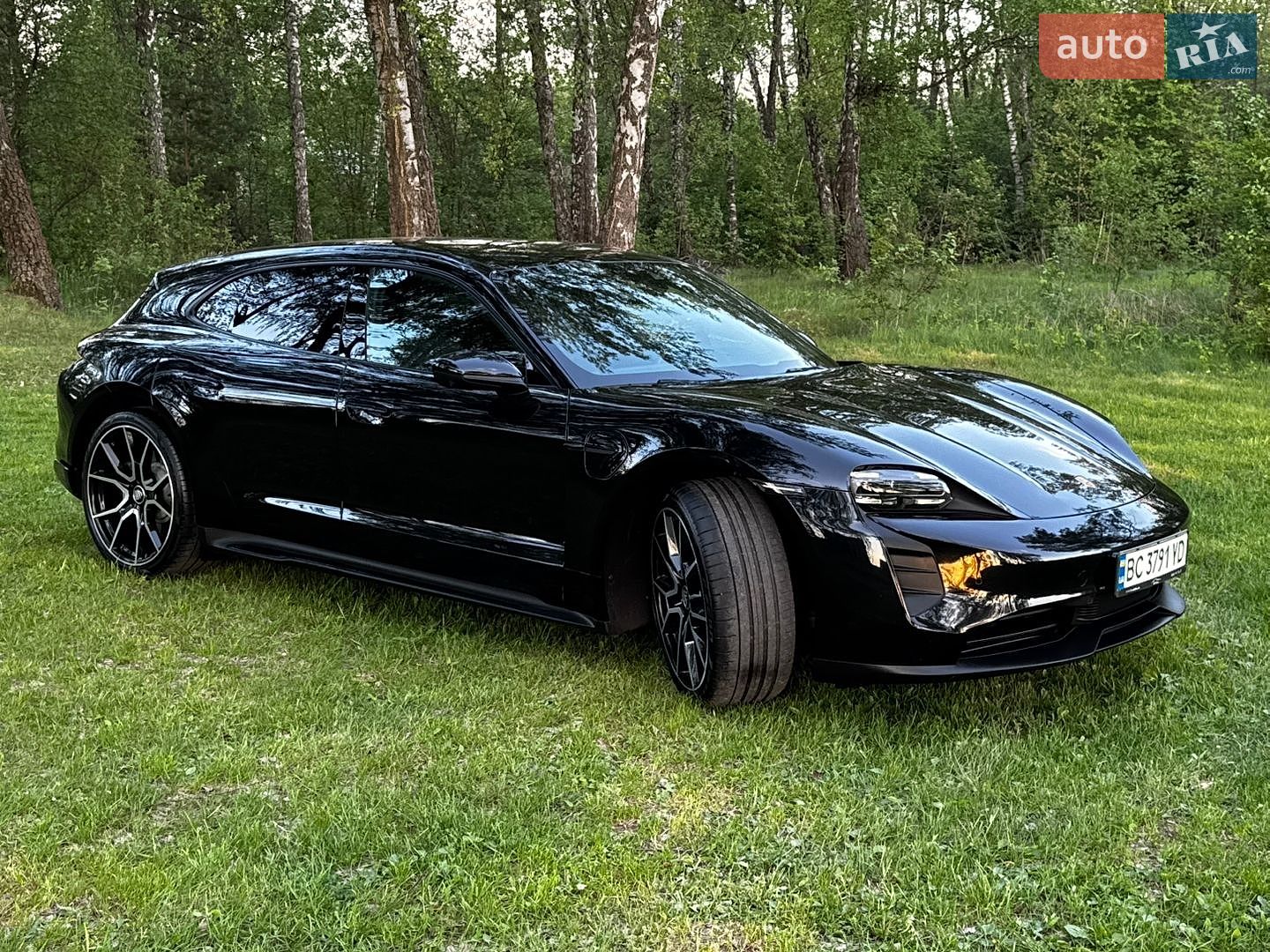 Porsche Taycan 2022 VIN WP0ZZZY10PSA69335 фото оголошення 30 з 78