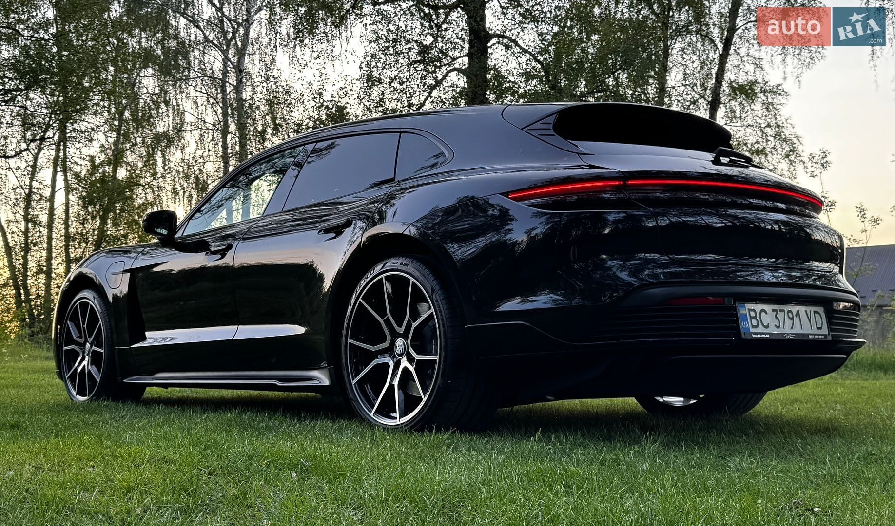 Porsche Taycan 2022 VIN WP0ZZZY10PSA69335 фото оголошення 45 з 78