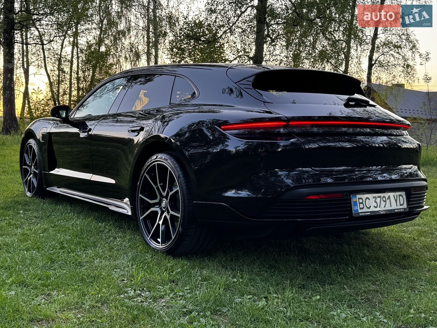 Porsche Taycan 2022 VIN WP0ZZZY10PSA69335 фото оголошення 49 з 78