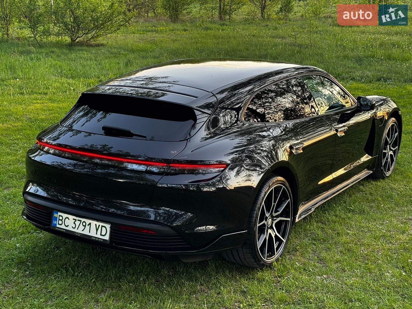 Porsche Taycan 2022 VIN WP0ZZZY10PSA69335 фото оголошення 57 з 78
