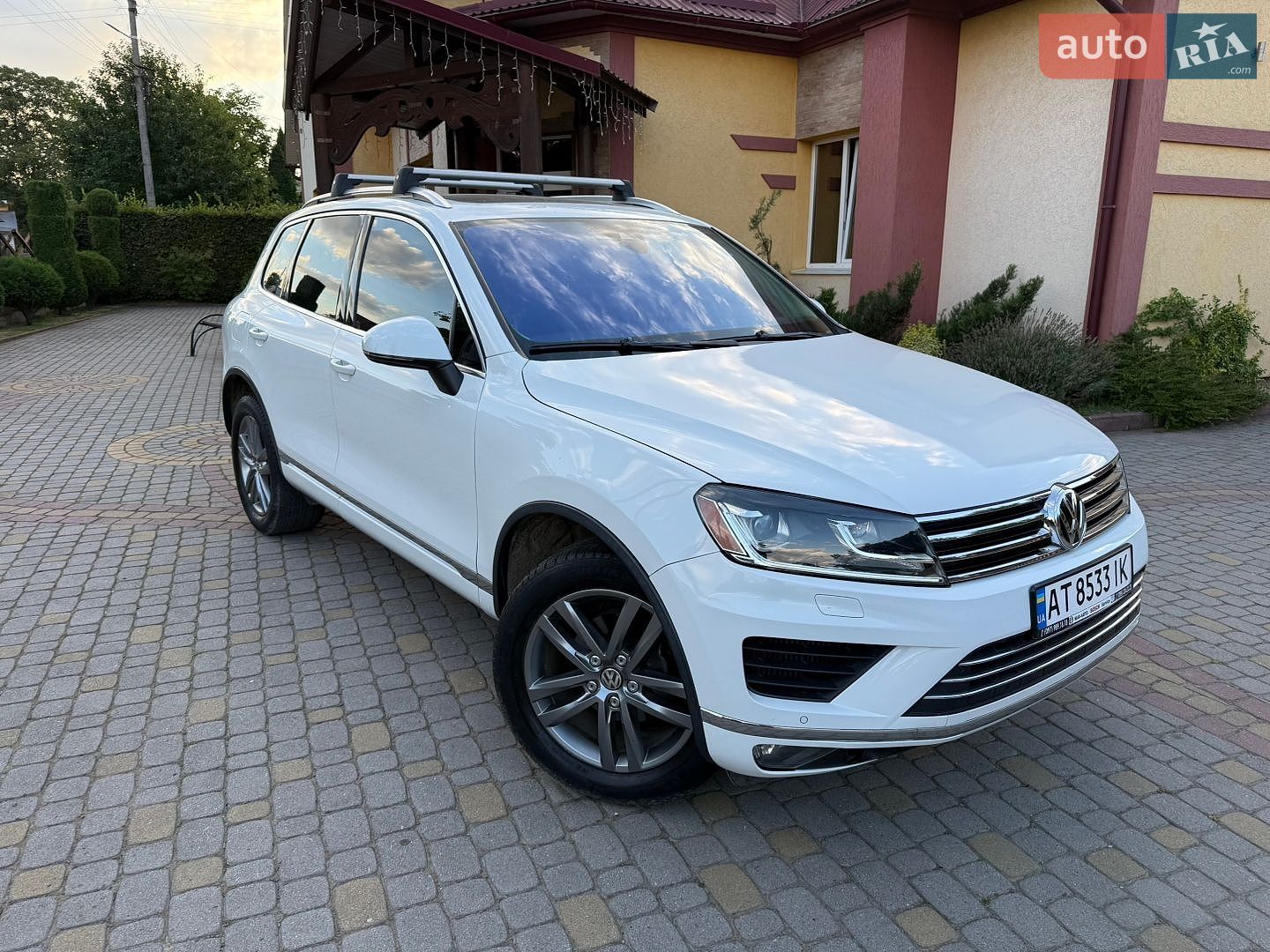 Volkswagen Touareg 2015 VIN WVGEP9BP9GD000917 фото оголошення 2 з 45