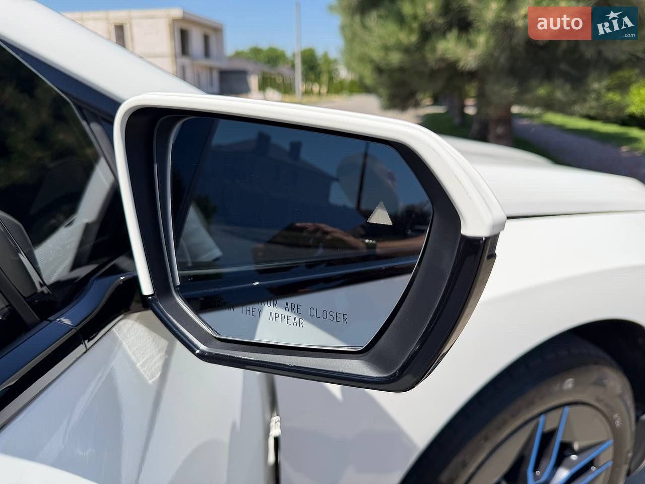 BMW IX 2024 VIN WB523CF02RCS04556 фото оголошення 48 з 52