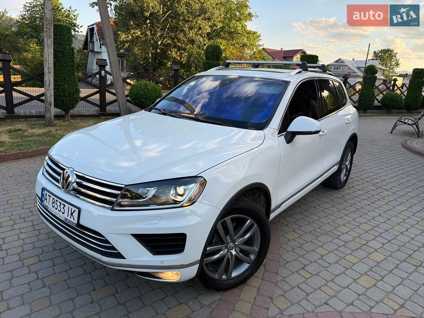 Volkswagen Touareg 2015 VIN WVGEP9BP9GD000917 фото оголошення 10 з 45