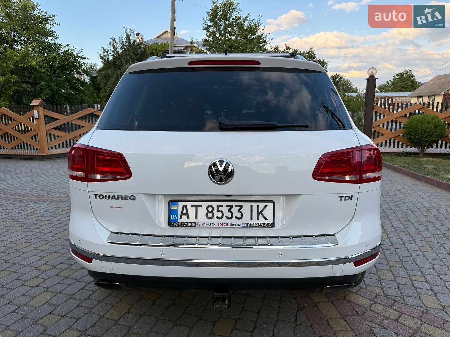 Volkswagen Touareg 2015 VIN WVGEP9BP9GD000917 фото оголошення 12 з 45