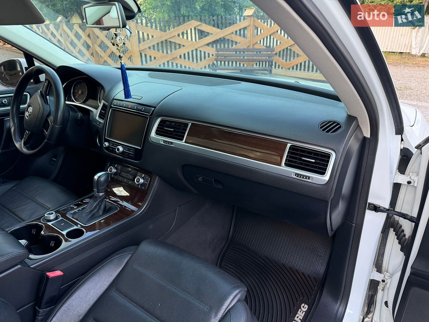 Volkswagen Touareg 2015 VIN WVGEP9BP9GD000917 фото оголошення 25 з 45