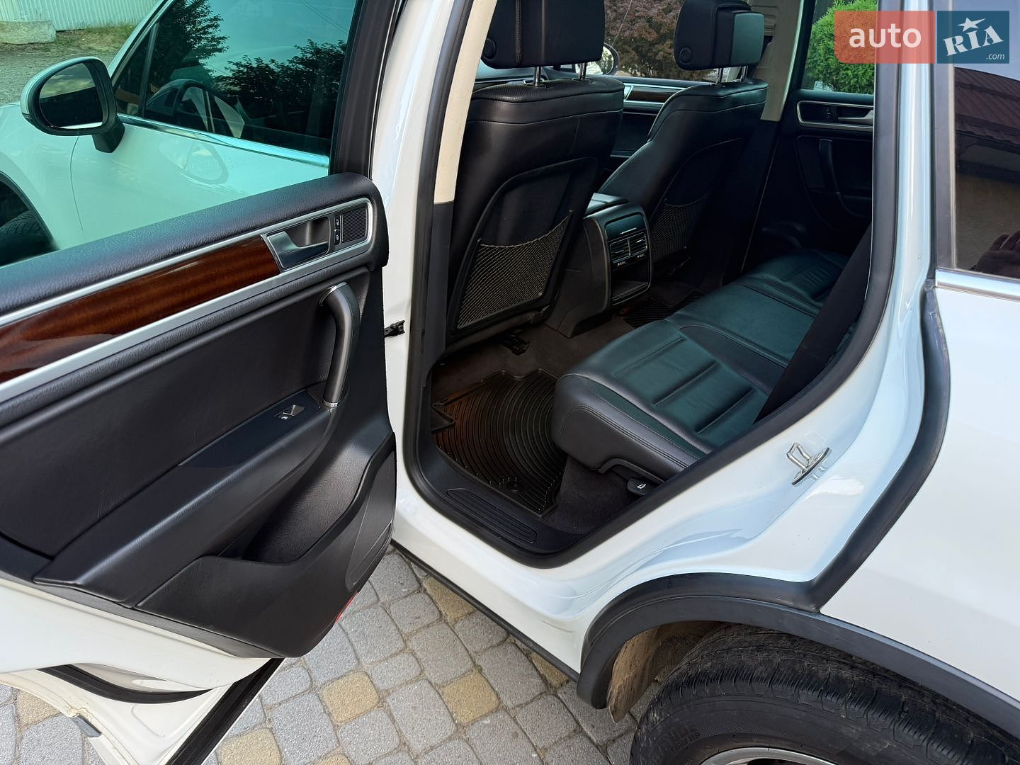 Volkswagen Touareg 2015 VIN WVGEP9BP9GD000917 фото оголошення 31 з 45