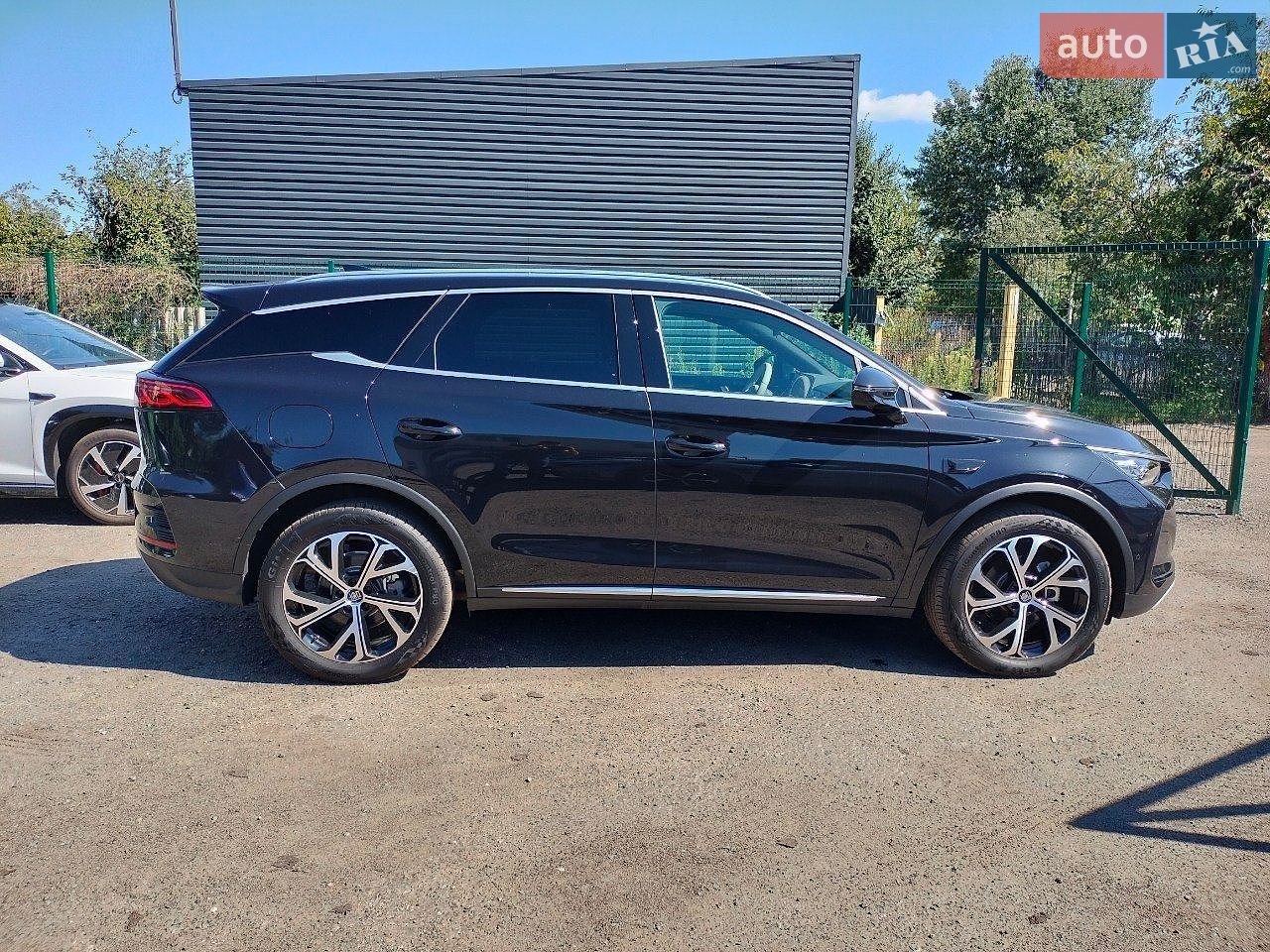 BYD Tang 2025 VIN LC0C74C42S0125198 фото оголошення 6 з 20