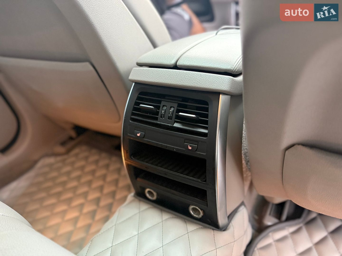BMW 5 Series 2010 VIN WBASN2C50AC200242 фото оголошення 24 з 28