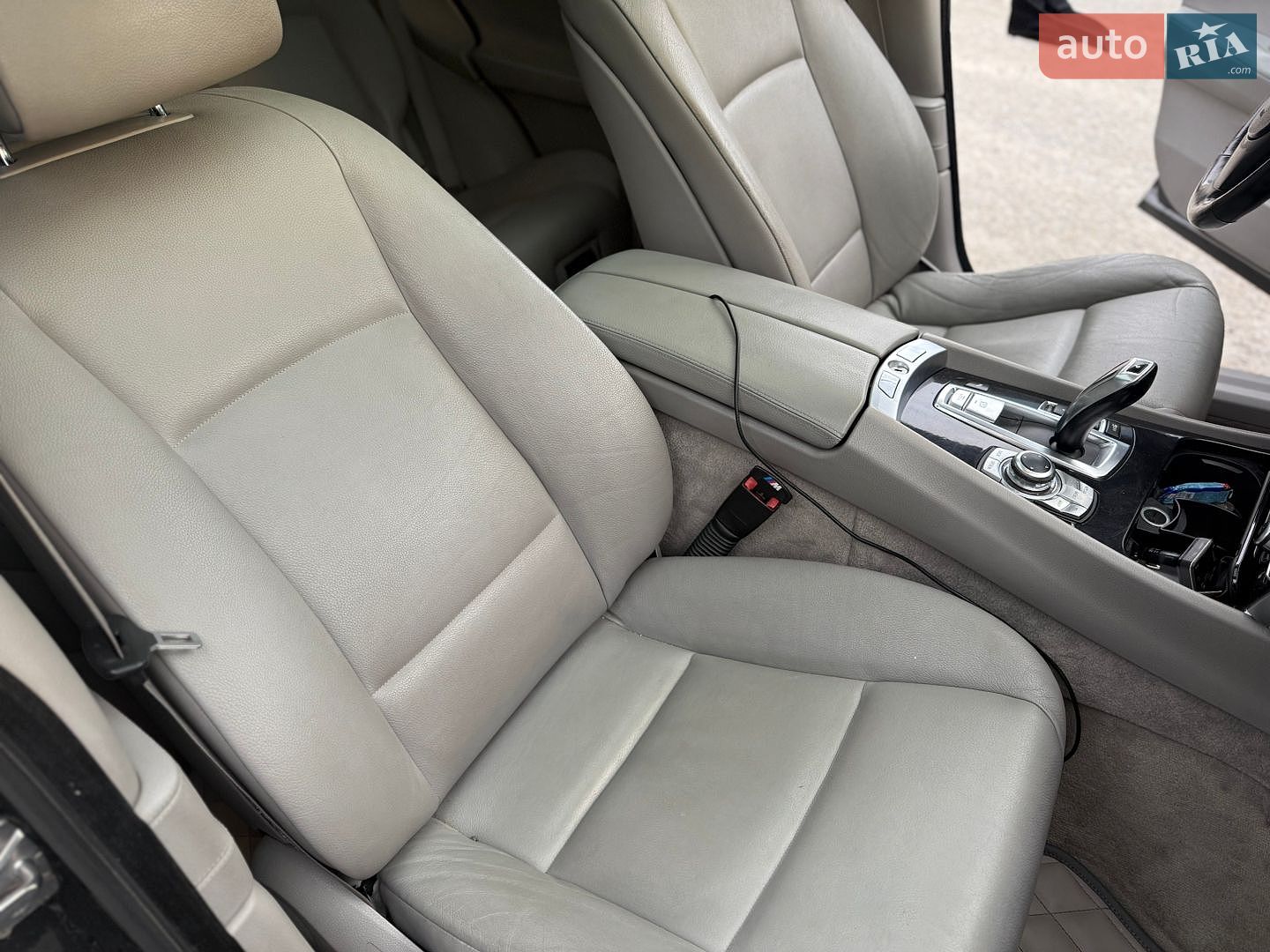 BMW 5 Series 2010 VIN WBASN2C50AC200242 фото оголошення 25 з 28
