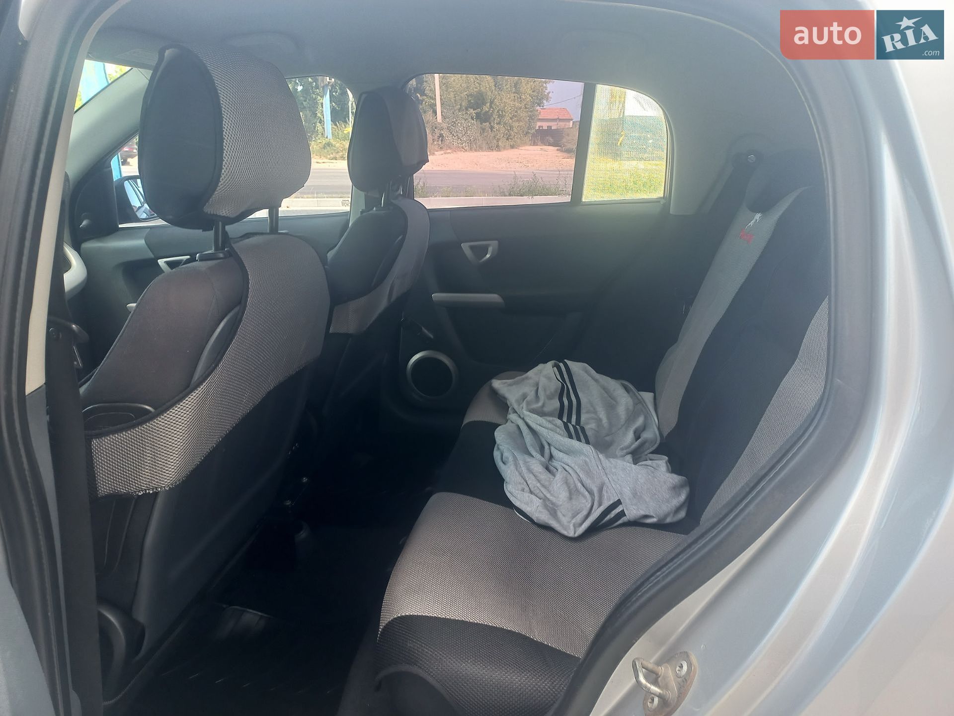 Smart Forfour 2004 VIN WME4540301B023523 фото оголошення 24 з 47