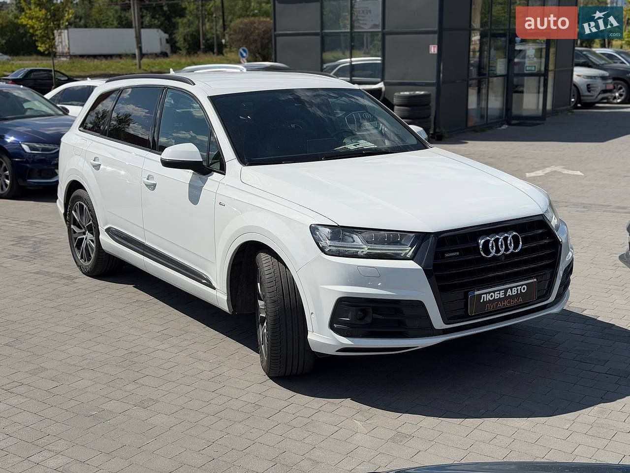 Audi Q7 2018 VIN WAUZZZ4M7KD015781 фото оголошення 4 з 47