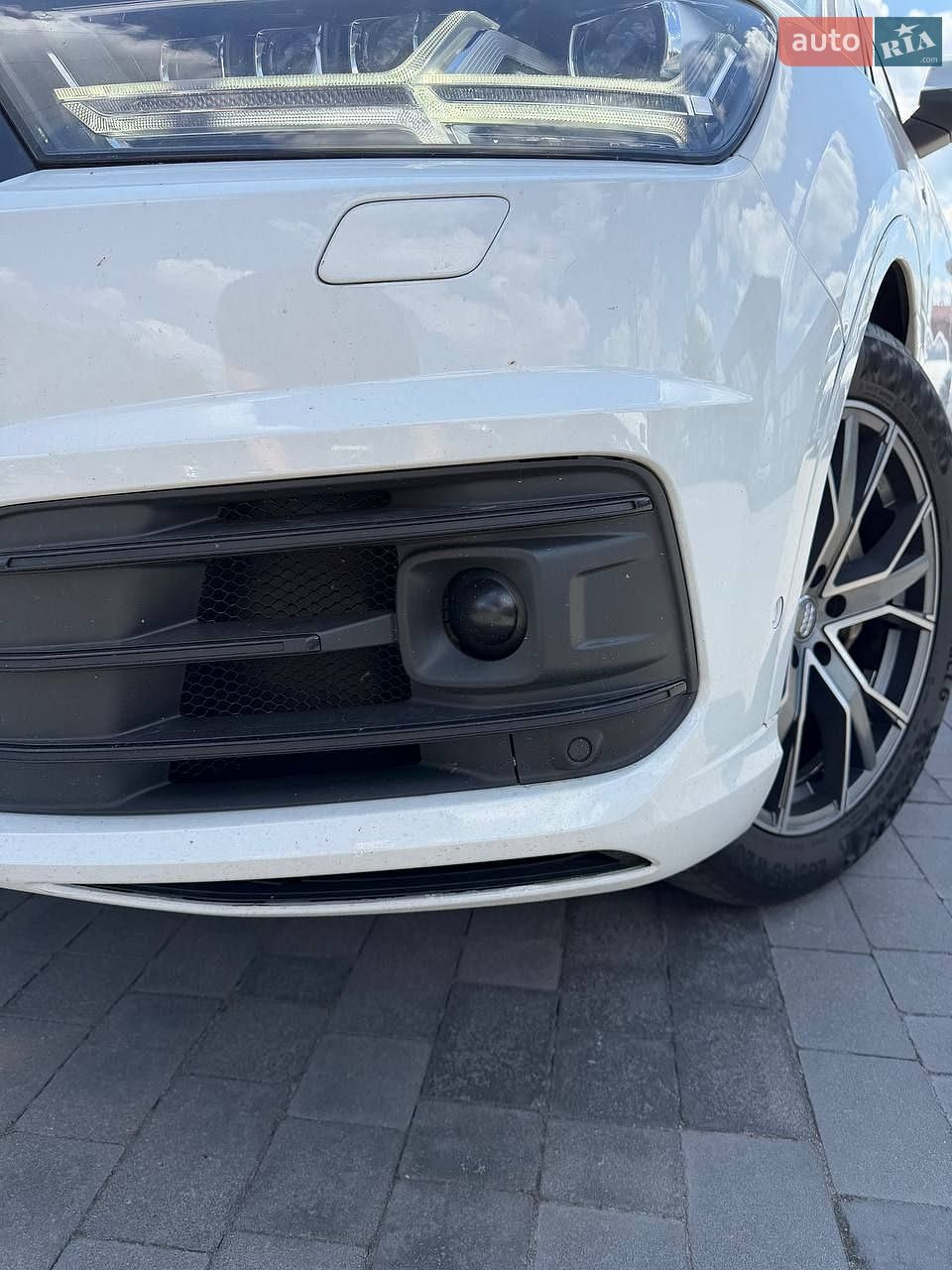 Audi Q7 2018 VIN WAUZZZ4M7KD015781 фото оголошення 13 з 47