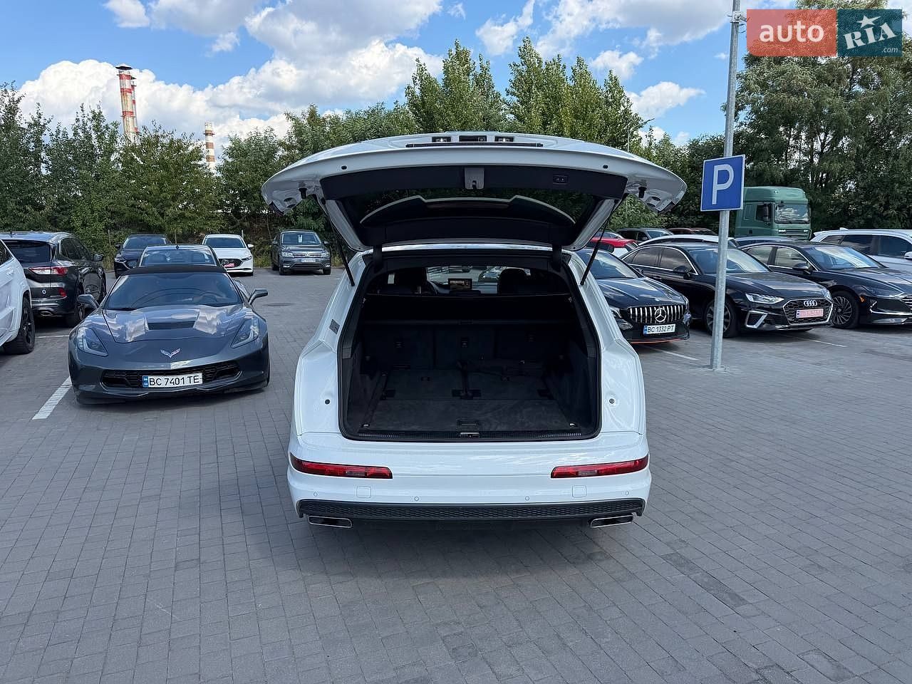 Audi Q7 2018 VIN WAUZZZ4M7KD015781 фото оголошення 41 з 47