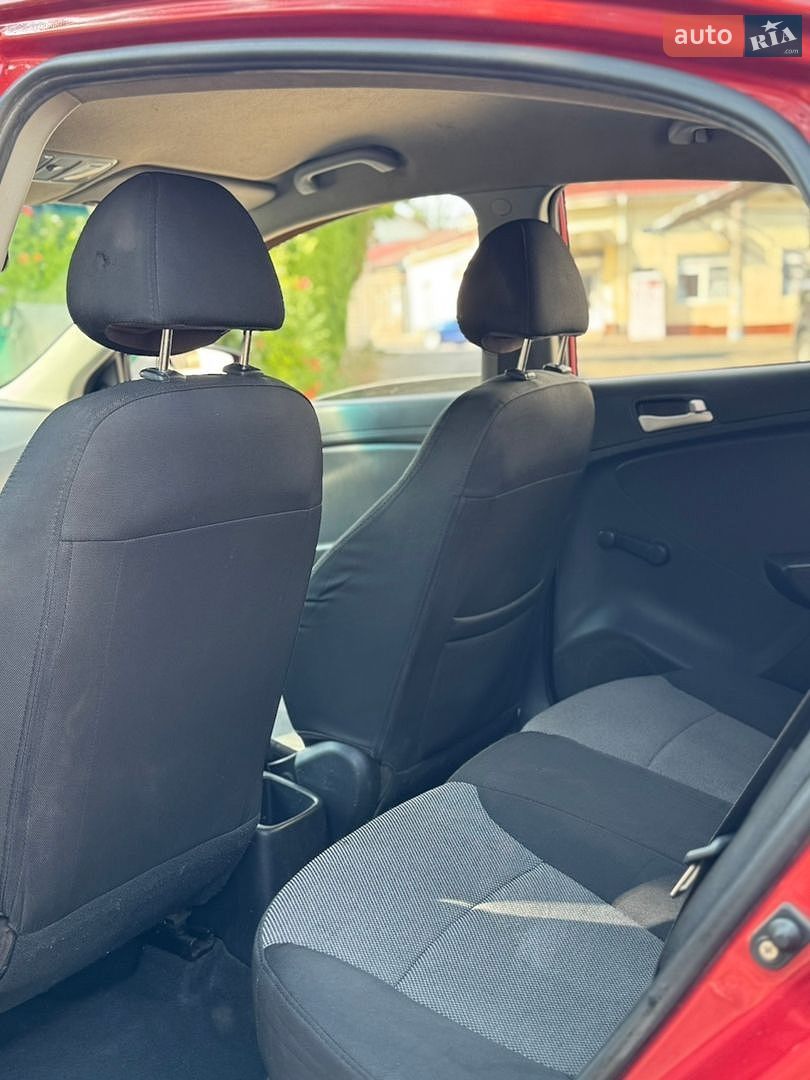 Hyundai Accent 2012 VIN Z94CT41CACR162349 фото оголошення 7 з 9
