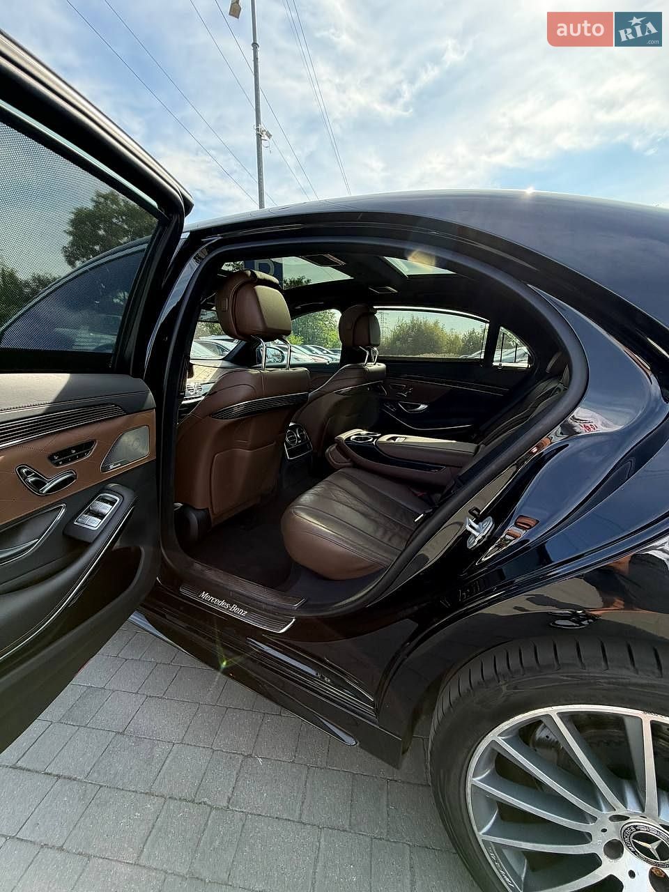 Mercedes-Benz S-Class 2017 VIN WDDUG8FB2HA331937 фото оголошення 43 з 56