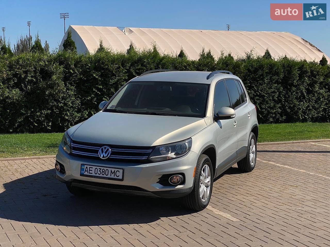 Volkswagen Tiguan 2014 VIN WVGBV7AX1FW522183 фото оголошення 2 з 13