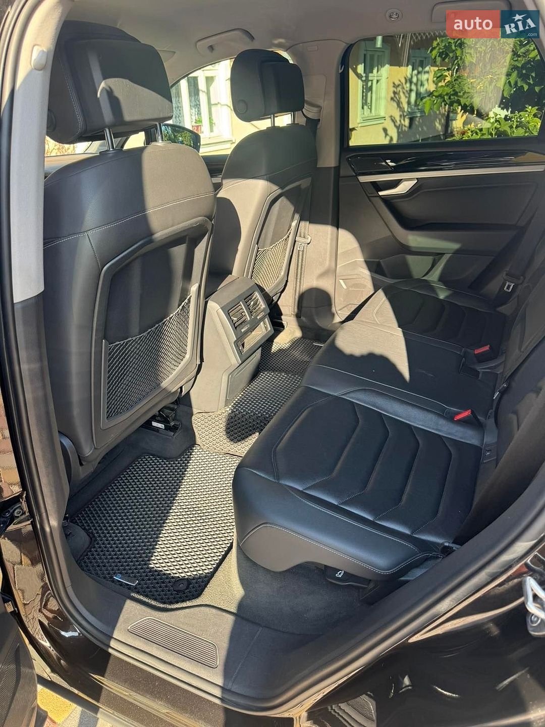 Volkswagen Touareg 2020 VIN WVGZZZCRZLD036457 фото оголошення 11 з 12