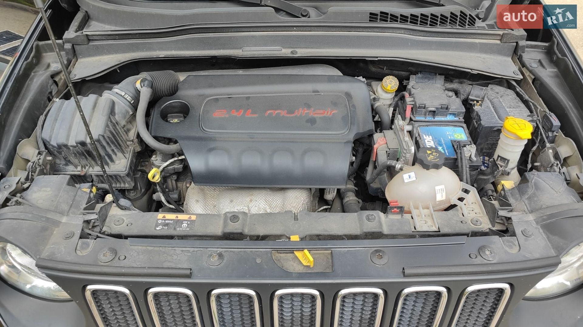 Jeep Renegade 2015 VIN ZACCJBBT1FPC29786 фото оголошення 14 з 23