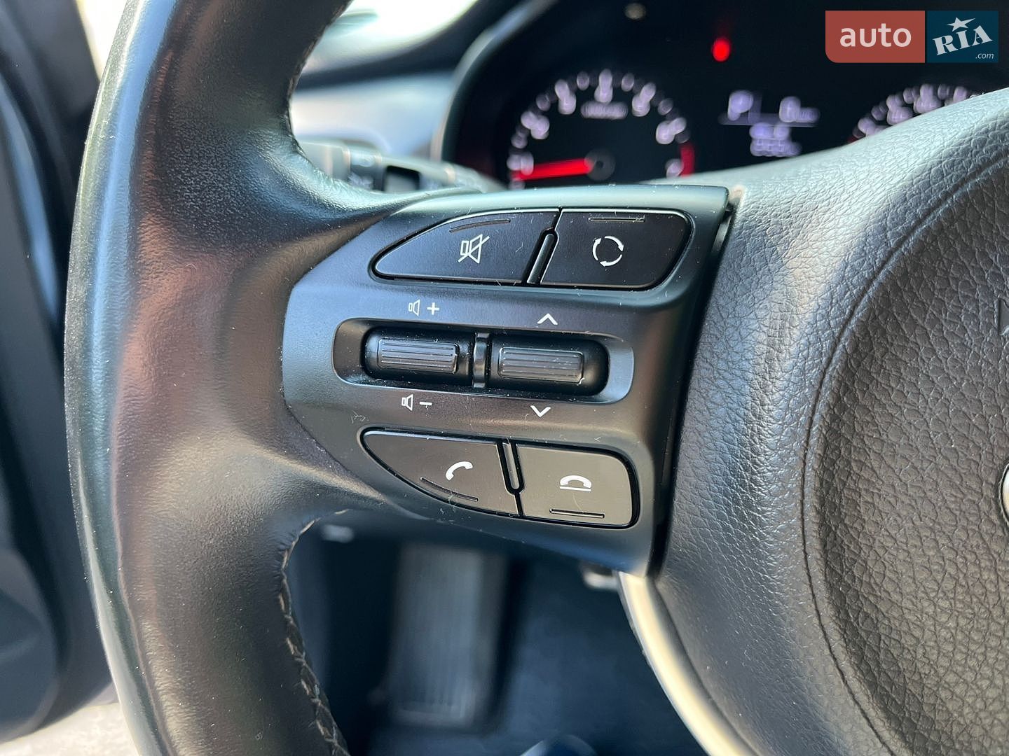 Kia Rio 2018 VIN KNADC514BK6221944 фото оголошення 13 з 18